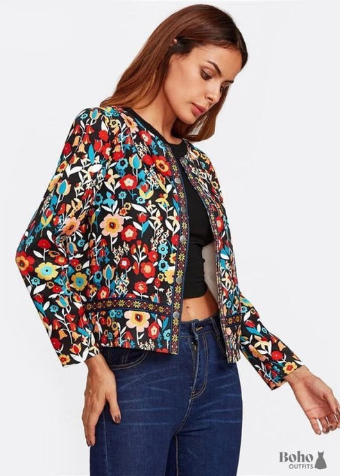 Chaqueta corta estilo boho chic
